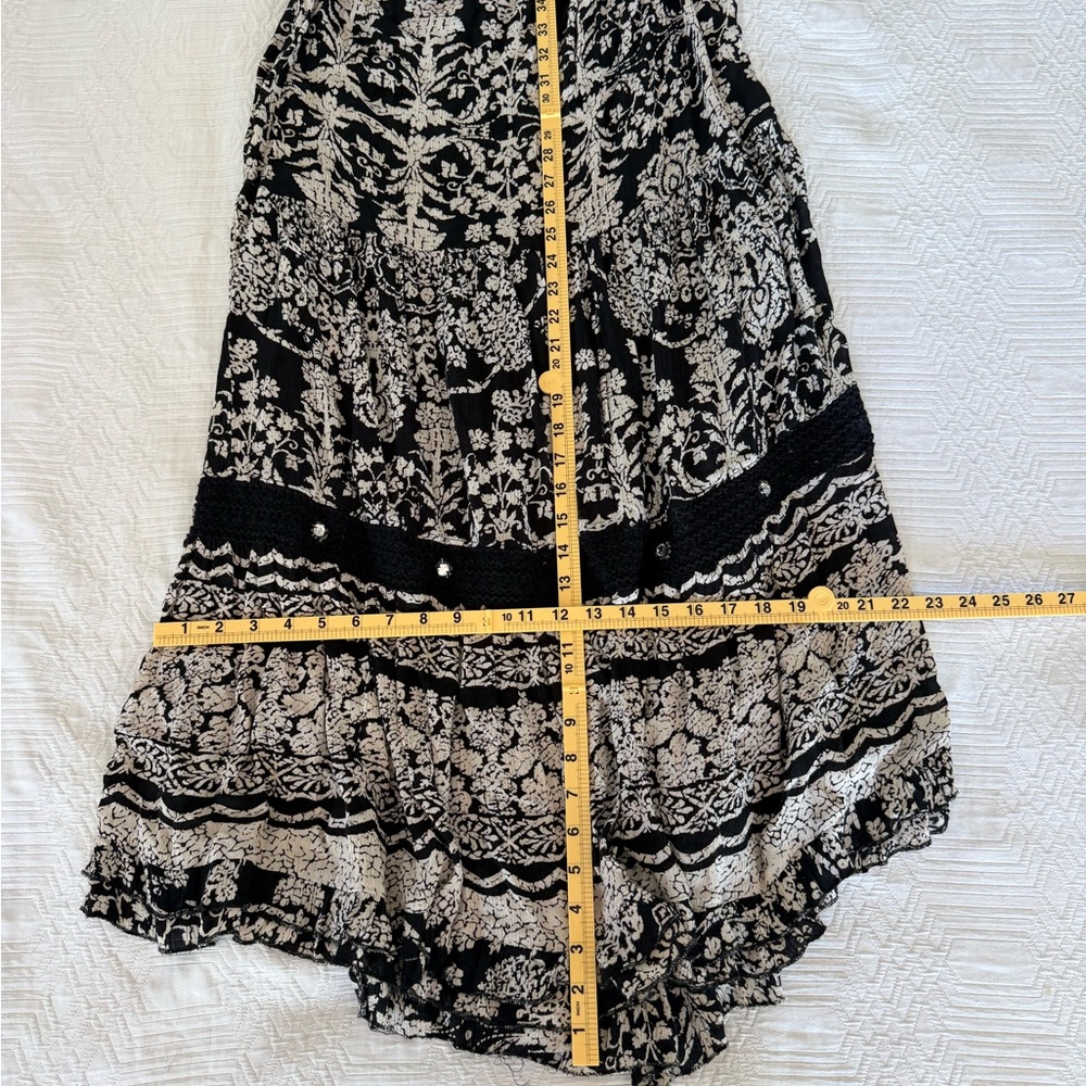 Chic Black and White High-Low Women's Skirt